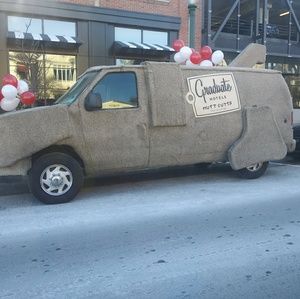 Meet your Posher, Mandi